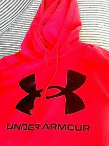 Classic Under Armour Red Pullover Hoodie Size M Regular Loose Fit - Imagen 1 de 4