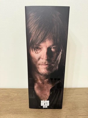 Figura de acción Threezero The Walking Dead Daryl Dixon escala 1/6 estatua usada Foto 1 de 4