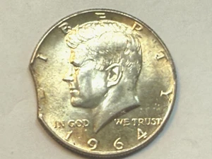 1964 Kennedy Half Dollar ERROR- CLIPPED - Picture 1 of 2