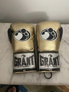 Grant Boxing Gloves 8oz Authentic Used Gold/White/Black - Picture 1 of 13