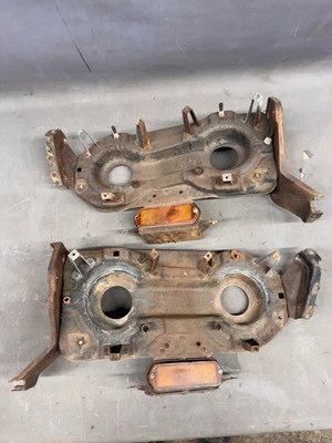 Chevrolet Impala 1963 cucharones de montaje de faros carcasa guardabarros soporte de faros Foto 1 de 4