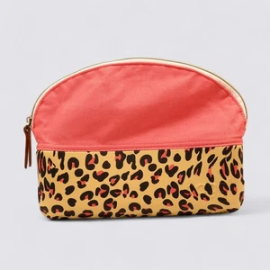 Bogg Bag Beauty and the Bogg Makeup Cosmetic Bag - Picture 1 of 3