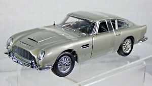 Aston Martin DB5 007 Craig Connery Autoart 1:18 James Bond Toy Car Collectible