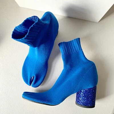 $995 Maison Margiela Tabi Calcetín Tejido Punta Dividida Botines Brillo Tacones Bloque Foto 1 de 4