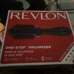 Revlon One Step Volumizer - Picture 1 of 3