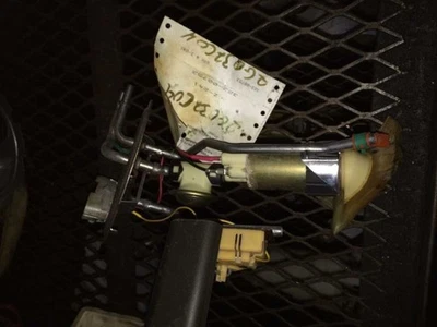 86 87 88 89 90 91 92 93 94 95 BOMBA DE COMBUSTIBLE FORD TAURUS  Foto 1 de 2