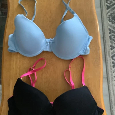 Lote de 2 sujetadores con aros talla 34B Foto 1 de 3