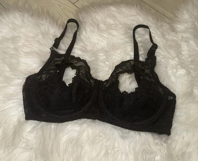 Fredericks of Hollywood Lace Peek A Boo Bra Open Nipple UW Womens 34 Black - Image 1 of 4