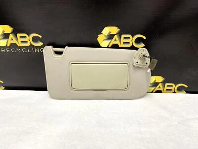 Parasol iluminado para pasajero derecho Infiniti EX35 2008-2012 Foto 1 de 4