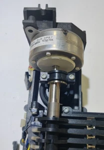 HP - Moteur pas à pas amorcer - C2858-60004 - EXPÉDIÉ DEPUIS L'OHIO ! - Photo 1 sur 1