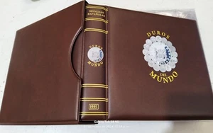 Album Monedas NUMIS con cajetín Idéntico DUROS DEL MUNDO. 4Anillas. Excepcional - Imagen 1 de 3