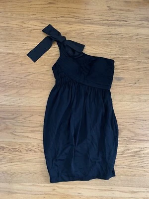 Новый Robert Rodriguez женщин размер 2 одно плечо бант плиссированные черный шелк платье  - Изображение 1 из 4