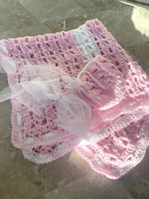 elegant baby blanket/ Bonnet 0-3 Months - Image 1 of 4