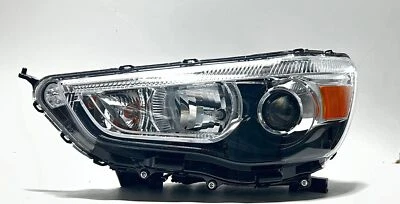 FARO HALÓGENO IZQUIERDO MITSUBISHI OUTLANDER SPORT RVR 2011-2019 OEM 8301C223 Foto 1 de 4
