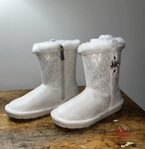 New Girl’s Boots White Michael Kors  Size 3 White Faux Fur Shimmer - Picture 1 of 12