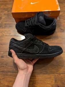 Size 11 - Rare Nike Dunk Pro SB Low Blackout 2011 - Picture 1 of 9