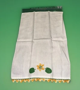 Vintage Hand Embroidered Flower Linen Tea Kitchen Towel 25 X 16 Floral Lace - Picture 1 of 4