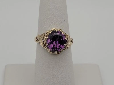 10k Vintage Crown Setting Synthetic Oval Alexandrite Rope Leaf Design Ring  - Image 1 of 4