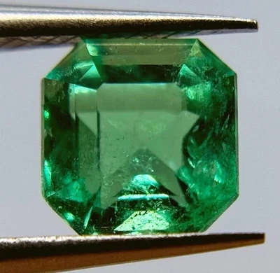 Natural Emerald from the Muzo, Colombia – 1.16 Carats - IGI Certified. - Image 1 of 4