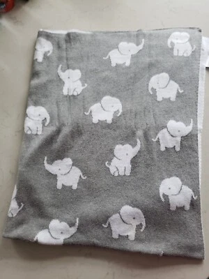 Mamas & Papas Welcome To The World Knitted Blanket Elephant - Grey - Image 1 of 4