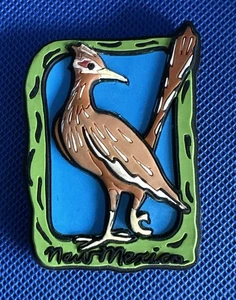 NEW MEXICO BIRD Magnet SOUVENIR - Picture 1 of 3