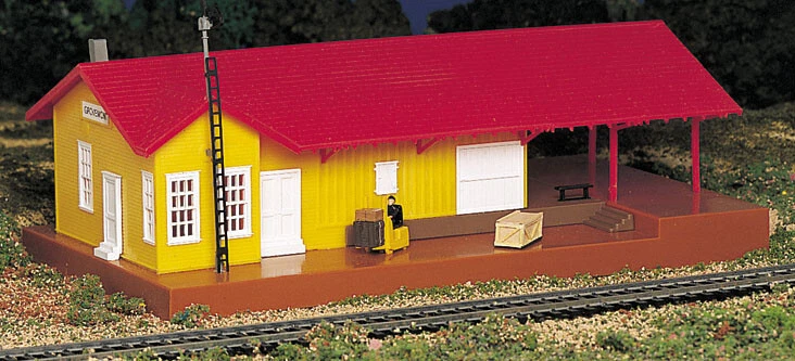 Bachmann HO Lighted Freight Station #46216 Layout, Scenery, - Image 1 of 1