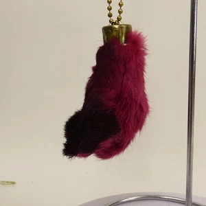 Vintage LUCKY CHARM USA Rabbit’s Foot Keychain Burgundy 2-Tone NOS USA AEKYN - Picture 1 of 13