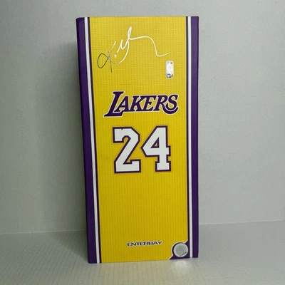 Rare 1/6 Enterbay Original Real Masterpiece Kobe Bryant 1.0 First Edition Figure - Image 1 of 4