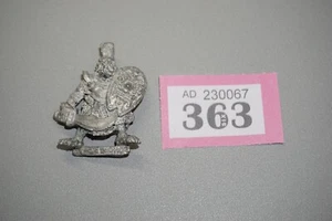 Warhammer Fantasy Orcs & Goblins Orc Commander Metal - Picture 1 of 4