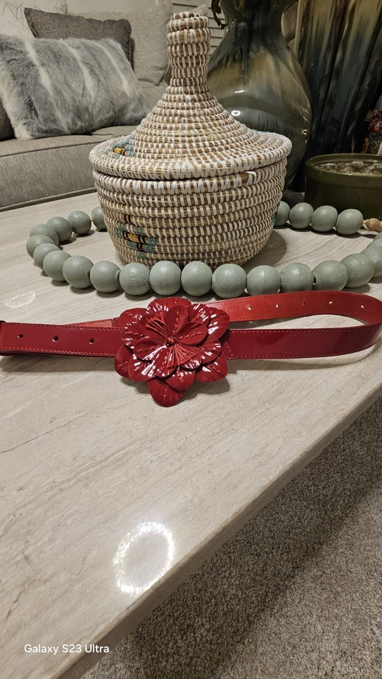 Cinturón Anne Fontaine Rojo Bovino Cuero Genuino Con Acentos Florales Hecho en Italia  Foto 1 de 4