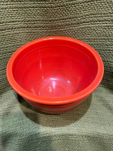Fiesta Mixing Bowl, #4 Vintage Red, Super High Collector Quality - Picture 1 of 4