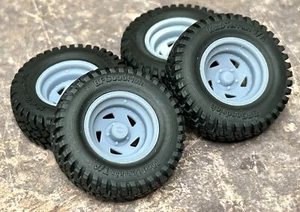 1/24 Scale:  18-Inch “Directional Steel” Wheels W/ Mud Tires; Jeep, Resin 1/25 - Picture 1 of 7