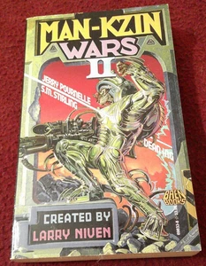 Man-Kzin Wars II by Larry Niven (1989, pb) SIGNED by S. M. Stirling - Foto 1 di 4