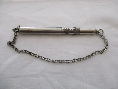 ANCIEN SIFFLET A ULTRASONS DRESSAGE?  - Photo 1/4