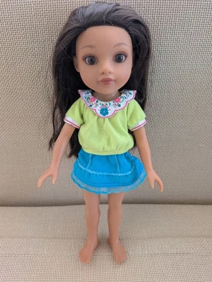 Muñeca Playmates Hearts For Hearts Consuelo de México Retirada 13 1/2 Pulgadas de Alto Foto 1 de 4