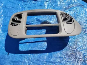 1997-2003 Ford F-150 Expedition Dash Radio Bezel Vent Brown . Used Ad# 9127 - Imagen 1 de 16