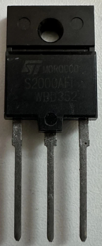 S2000AFI HIGH VOLTAGE FAST-SWITCHING NPN POWER TRANSISTOR, 3 pieces - Image 1 of 1