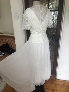 SIZE 12 VINTAGE 80S IVORY WEDDING DRESS BIG LACE YOKE SHOULDERS TORSO & CHIFFON - Picture 1 of 12