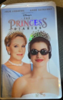 Disney's The Princess Diaries 2001 VHS Video Tape Julie Andrews, Anne Hathaway - Image 1 of 4
