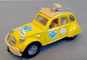 Voiture Citroën 2CV jaune Raid Afrique 1973 1:38 friction made in Macau - Picture 1 of 9
