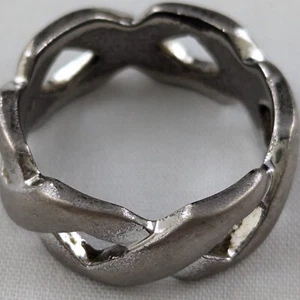 Anello tessuto misura 7,5 x 1/4" vintage tono argento marcato 99 non sterling - Foto 1 di 5