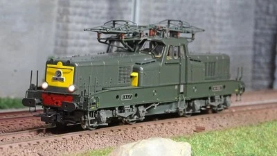 Jouef HJ2402S Locomotive électrique BB 13020, livrée vert, digitale sonore - Photo 1/4