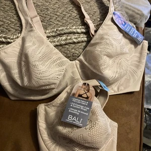 BALI Minimizer Cool Smoothing Lace Underwire Bra Beige 36C Full Coverage 4584 - Picture 1 of 4