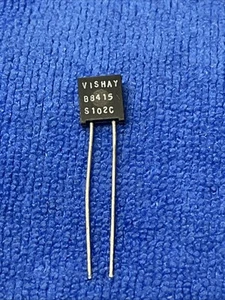 VISHAY ~ 860831-10 ~ RESISTOR,FIXED,FILM - Picture 1 of 1