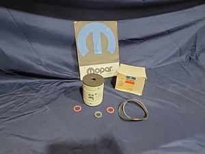 NOS MOPAR oil filter cartridge 56-61 mopars w/6+8 cyl.eng.2129023 - Picture 1 of 4