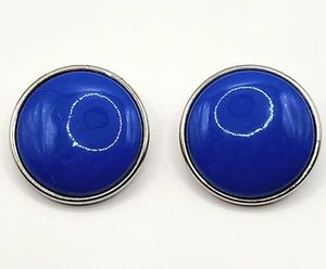 Navy Blue Large Round Button Vintage Clip On Earrings Silver Tone Metal Acrylic - Picture 1 of 22