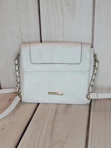 Nine West Shoulderbag Multi-pocket Women’s Purse Pebbled White Magnet Closure - Picture 1 of 18