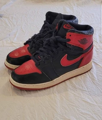Size Eu 38- Air Jordan 1 Retro 1994 Bred - Image 1 of 4