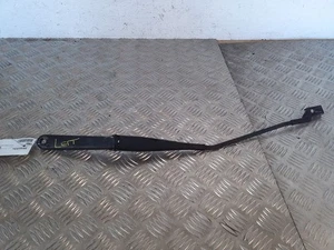FORD KUGA Mk1 Left Front Wiper Arm 8V41-17526-DD - Picture 1 of 10