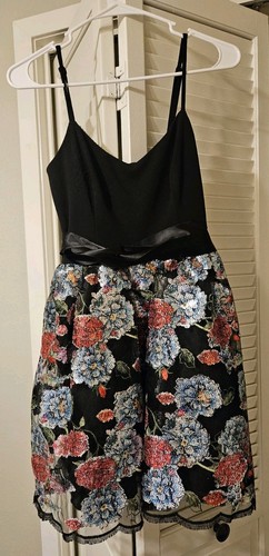 Foto 1 di 4